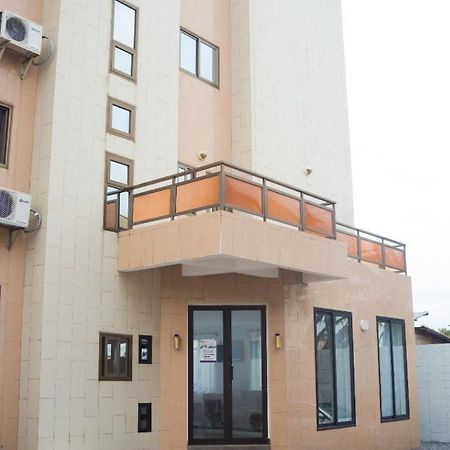 Hôtel Marbella Lomé Exteriör bild