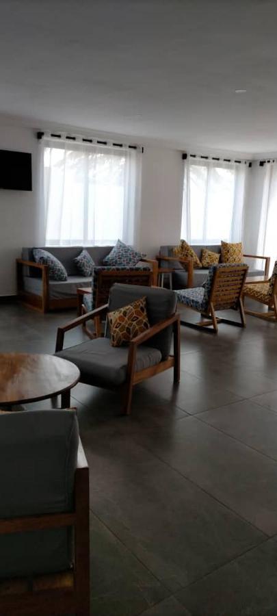 Hôtel Marbella Lomé Exteriör bild